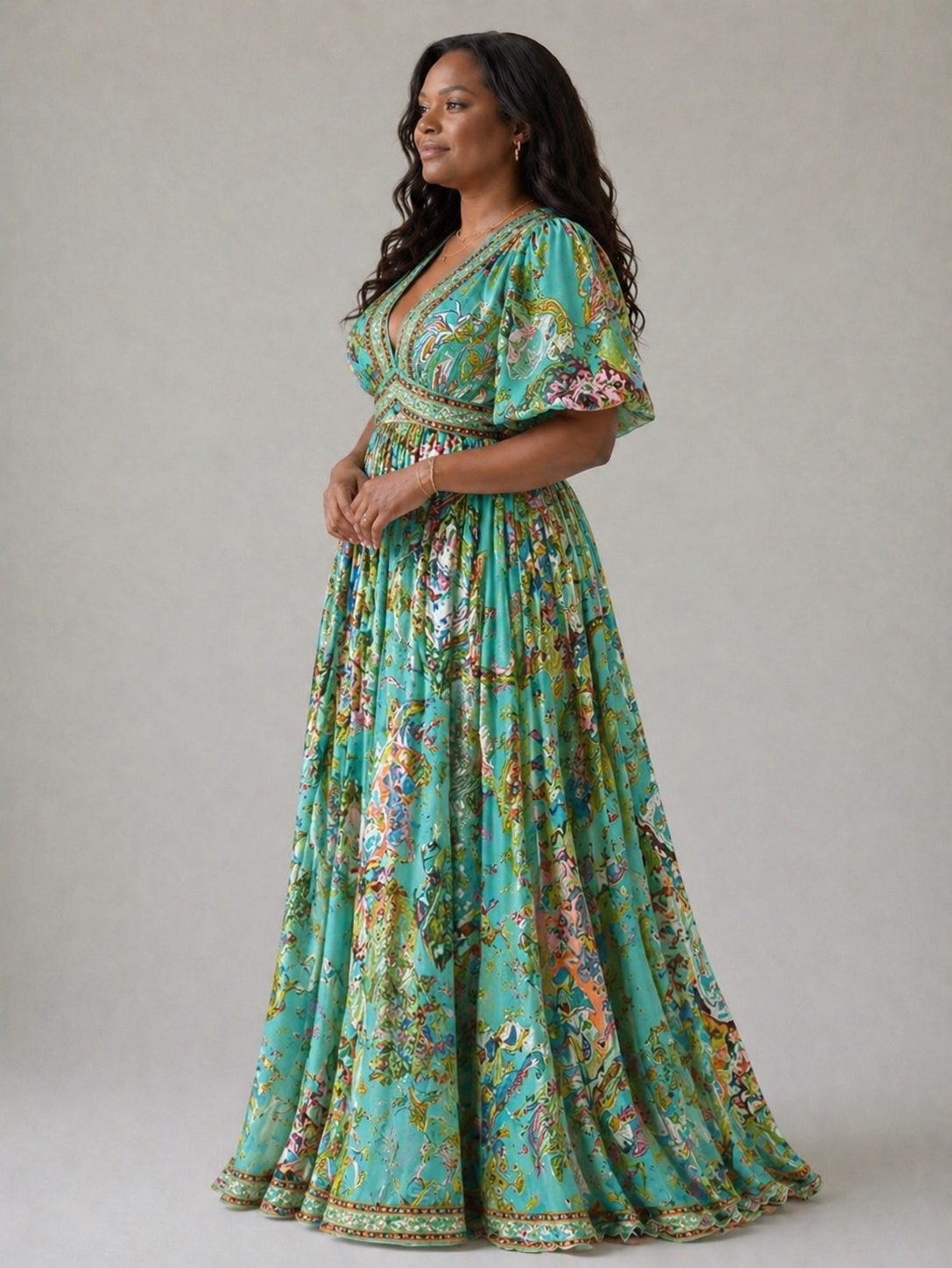 Ellis & Johnson | Airy maxi dress with puff sleeves and V-neck Ellis & Johnson | Airy maxi dress with puff sleeves and V-neck