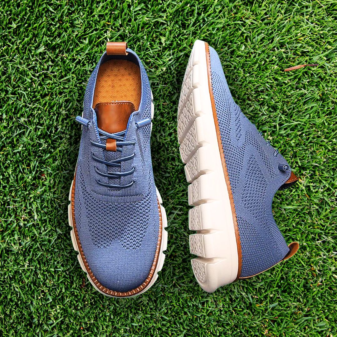 LightWalk Breathable Shoes: Blue-White