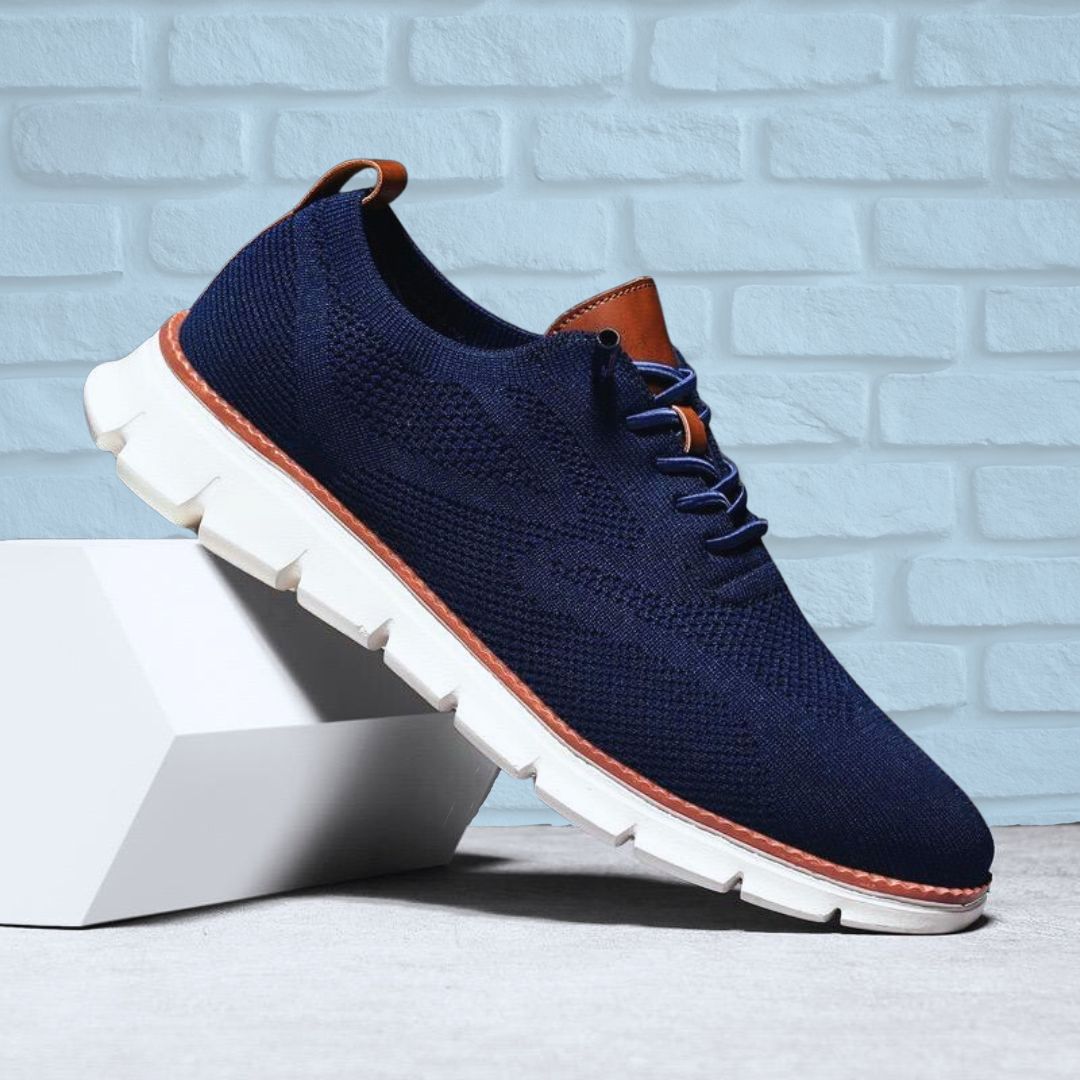LightWalk Breathable Shoes: Navy Blue