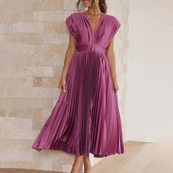Ellis & Johnson™  | Timeless Pleated Midi Dress